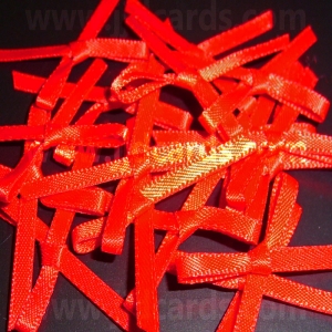 http://www.jjdcards.com/store/2555-3287-thickbox/satin-bows-3mm-red.jpg